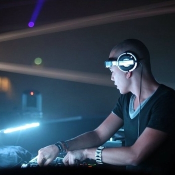 Lessons In Love (Headhunterz Remix)