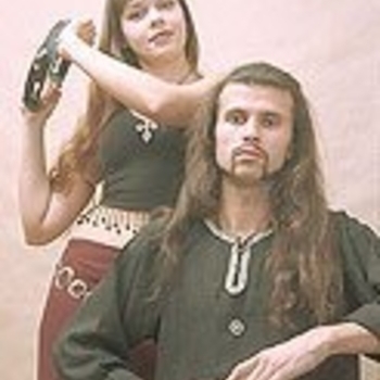 Маленькой елочке холодно зимой