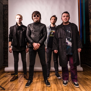 August (Single 2019)